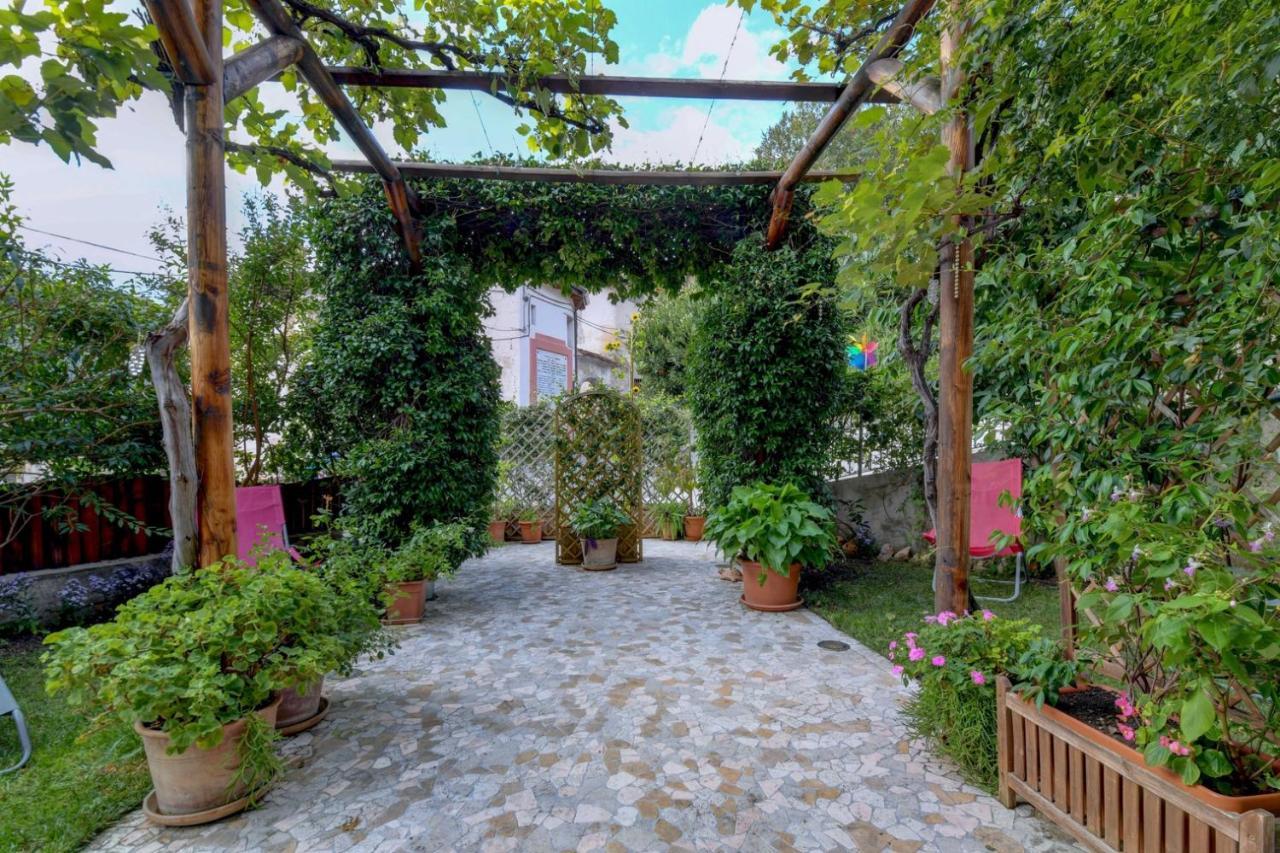 Casa Vacanze Regina Del Lago Tremosine Exterior photo